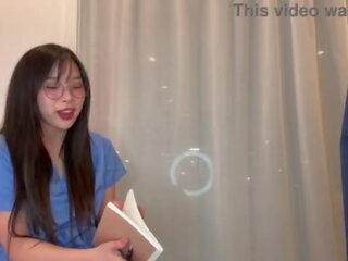 Grozljivo doktor convinces mlada zdravstveno expert korejsko mlada dama da jebemti da dobili ahead